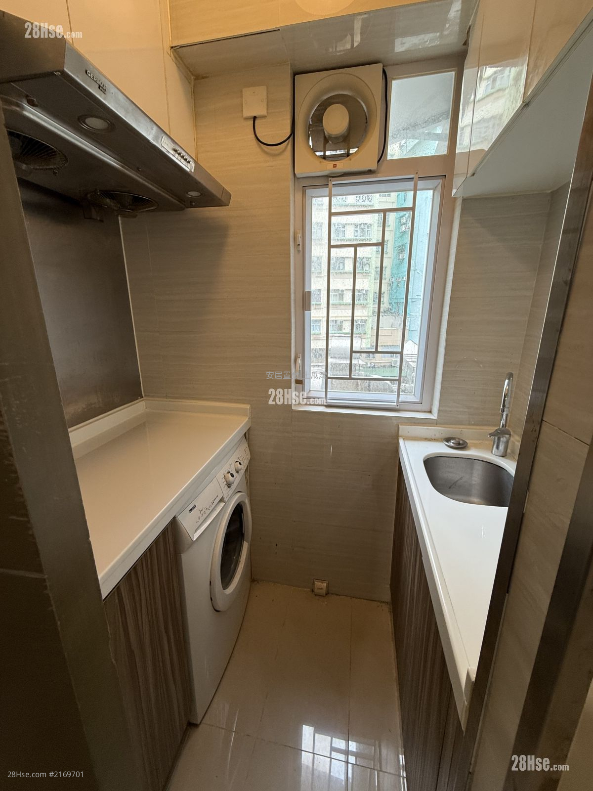 Honour Building Rental 2 Bedrooms , 1 Bathroom 311 ft² Honour Building Rental 2 Bedrooms , 1 Bathroom 311 ft²
