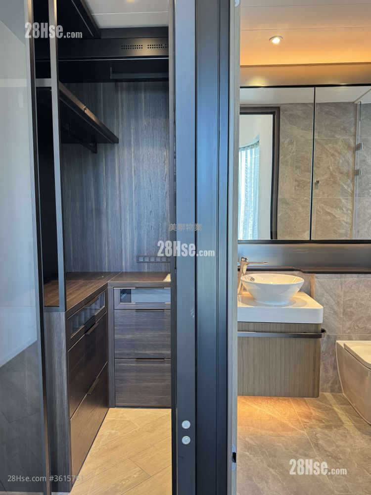 The Henley Rental 1 Bedroom , 1 Bathroom 367 ft² The Henley Rental 1 Bedroom , 1 Bathroom 367 ft²