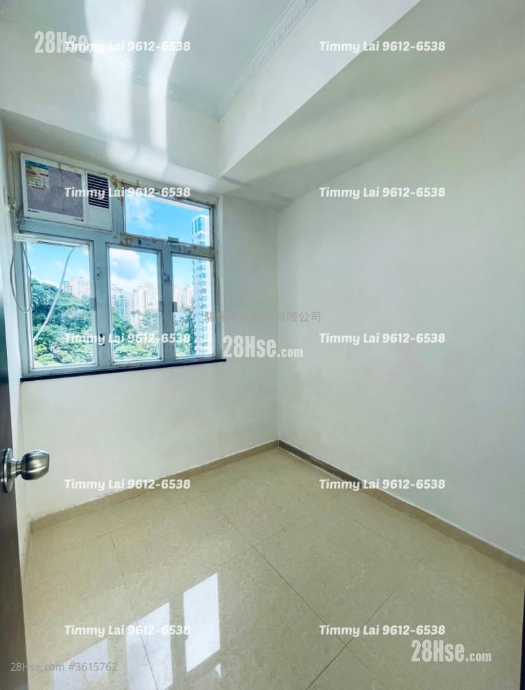 Yun Kai Building Sell 3 Bedrooms , 1 Bathroom 438 ft² Yun Kai Building Sell 3 Bedrooms , 1 Bathroom 438 ft²