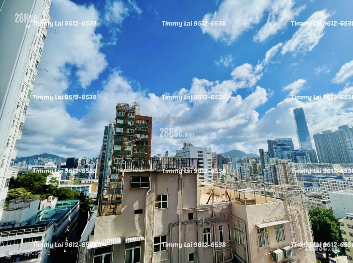 Yun Kai Building Sell 3 Bedrooms , 1 Bathroom 438 ft² Yun Kai Building Sell 3 Bedrooms , 1 Bathroom 438 ft²