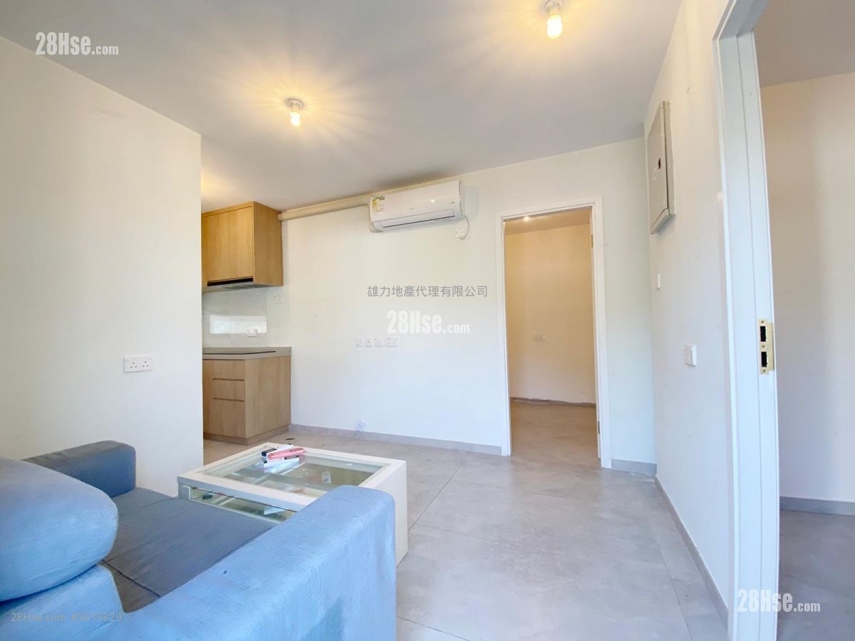 Village Rental 2 Bedrooms , 1 Bathroom 350 ft² Village Rental 2 Bedrooms , 1 Bathroom 350 ft²