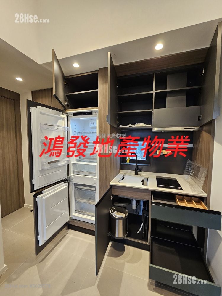 Larchwood Rental 1 Bedroom , 1 Bathroom 250 ft²