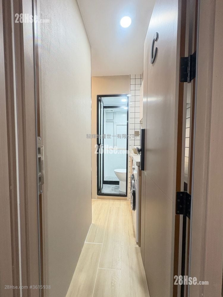 92 Kimberley Road Rental 1 Bedroom , 1 Bathroom 180 ft² 92 Kimberley Road Rental 1 Bedroom , 1 Bathroom 180 ft²