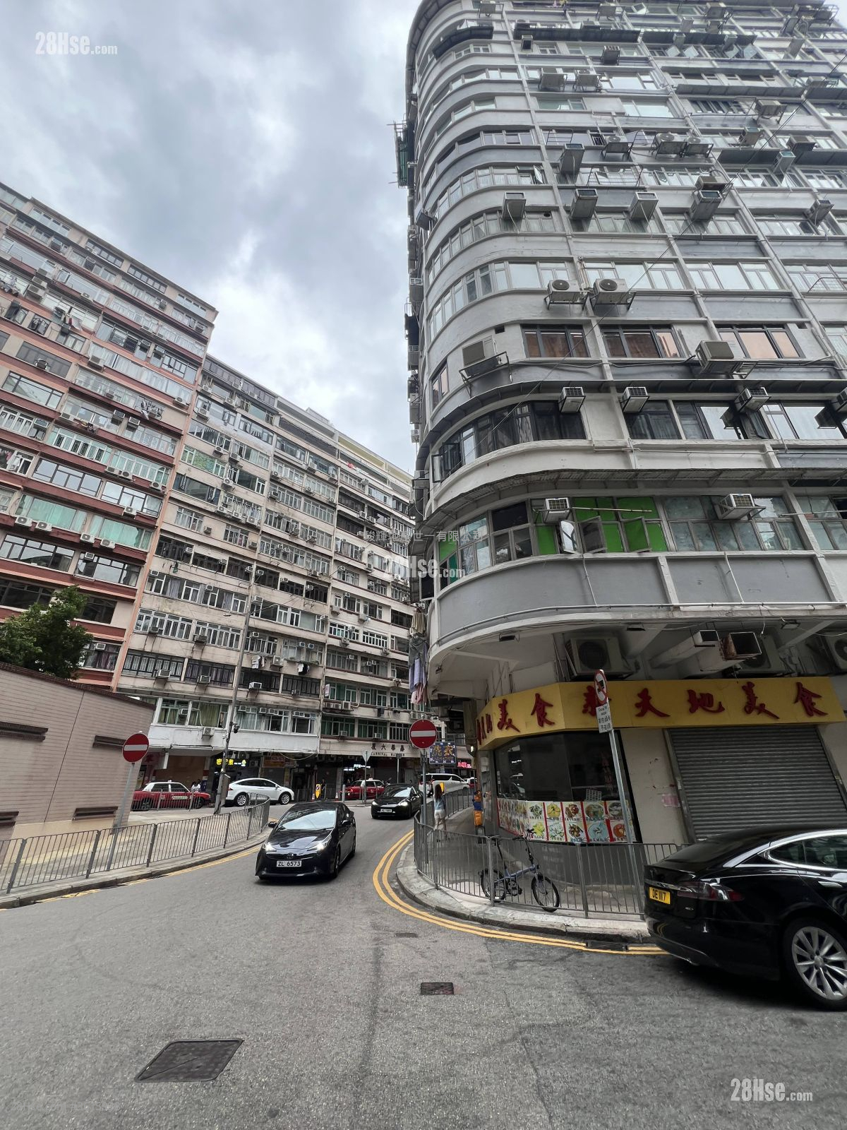 92 Kimberley Road Rental 1 Bedroom , 1 Bathroom 180 ft² 92 Kimberley Road Rental 1 Bedroom , 1 Bathroom 180 ft²