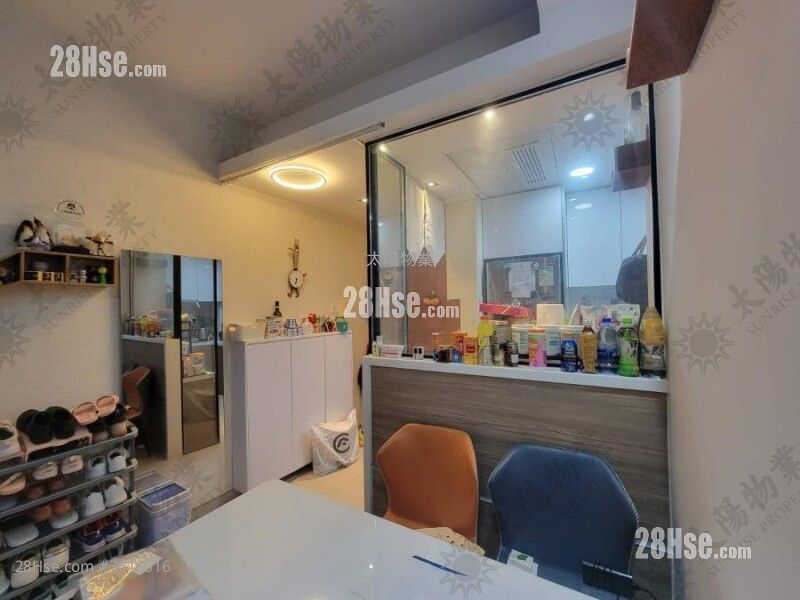 半島豪庭 售盤 3 房 677 平方呎 半島豪庭 售盤 3 房 677 平方呎