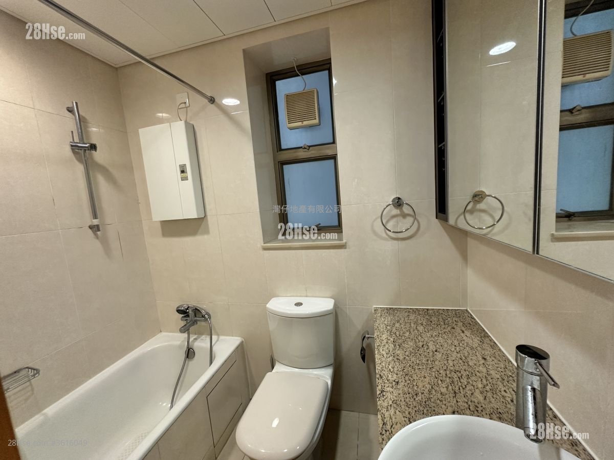 The Zenith Rental 3 Bedrooms , 2 Bathrooms 657 ft² The Zenith Rental 3 Bedrooms , 2 Bathrooms 657 ft²