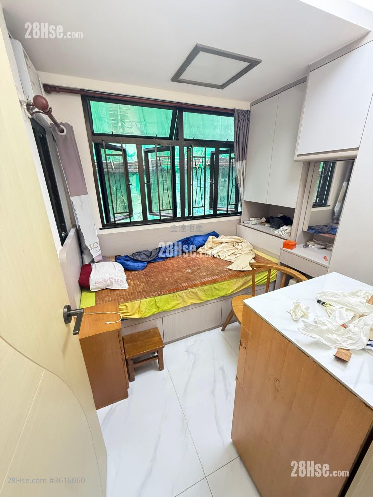 On Wo Gardens Sell 3 Bedrooms , 1 Bathroom 545 ft² On Wo Gardens Sell 3 Bedrooms , 1 Bathroom 545 ft²