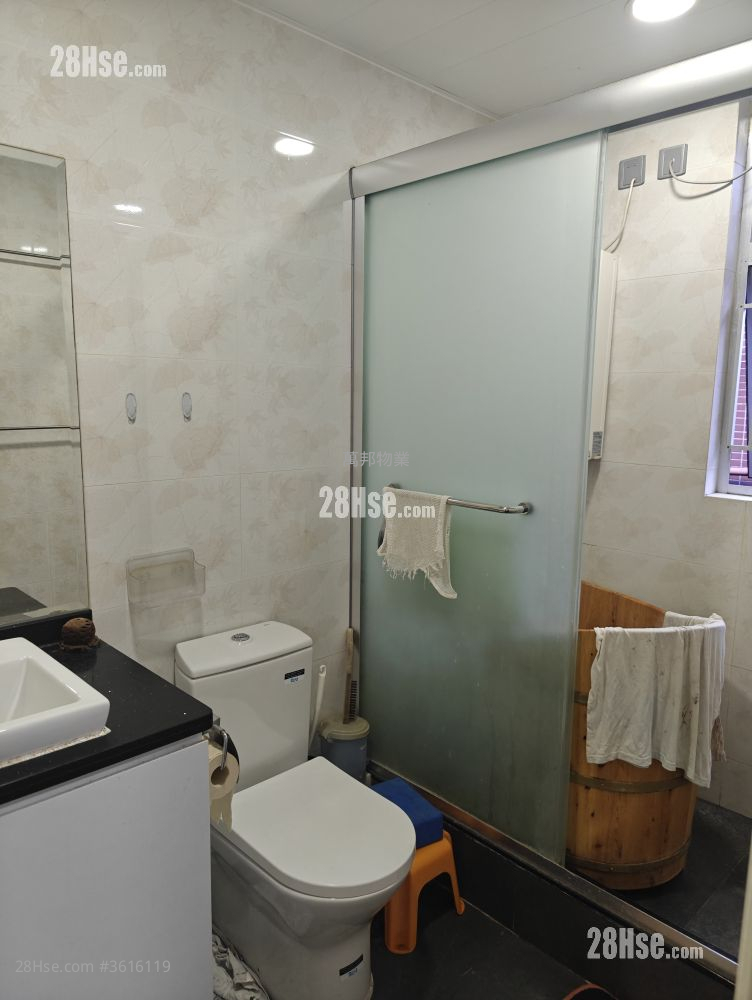 Tai Po Garden Sell 3 Bedrooms , 2 Bathrooms 859 ft² Tai Po Garden Sell 3 Bedrooms , 2 Bathrooms 859 ft²