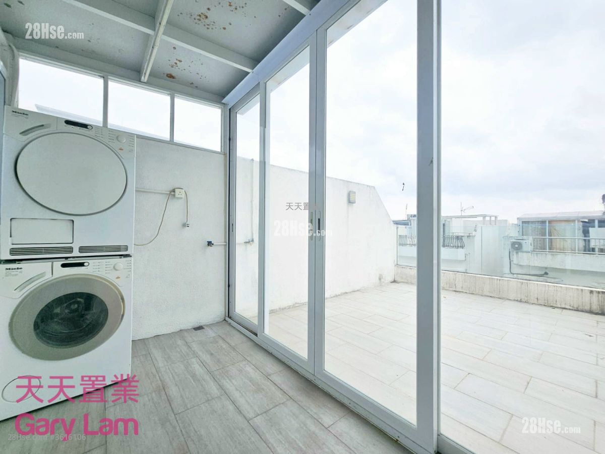 Marina Cove Sell 4 Bedrooms , 3 Bathrooms 1,323 ft² Marina Cove Sell 4 Bedrooms , 3 Bathrooms 1,323 ft²