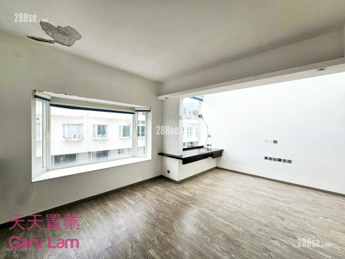Marina Cove Sell 4 Bedrooms , 3 Bathrooms 1,323 ft² Marina Cove Sell 4 Bedrooms , 3 Bathrooms 1,323 ft²