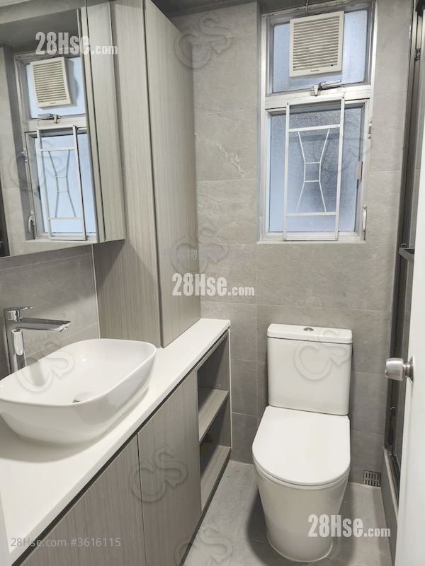 Mount Parker Lodge Rental 3 Bedrooms , 1 Bathroom 556 ft² Mount Parker Lodge Rental 3 Bedrooms , 1 Bathroom 556 ft²