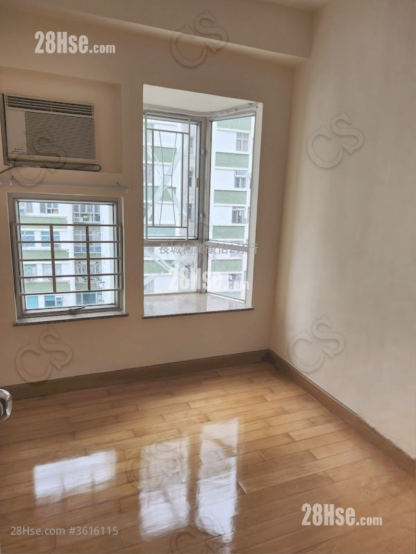 Mount Parker Lodge Rental 3 Bedrooms , 1 Bathroom 556 ft² Mount Parker Lodge Rental 3 Bedrooms , 1 Bathroom 556 ft²