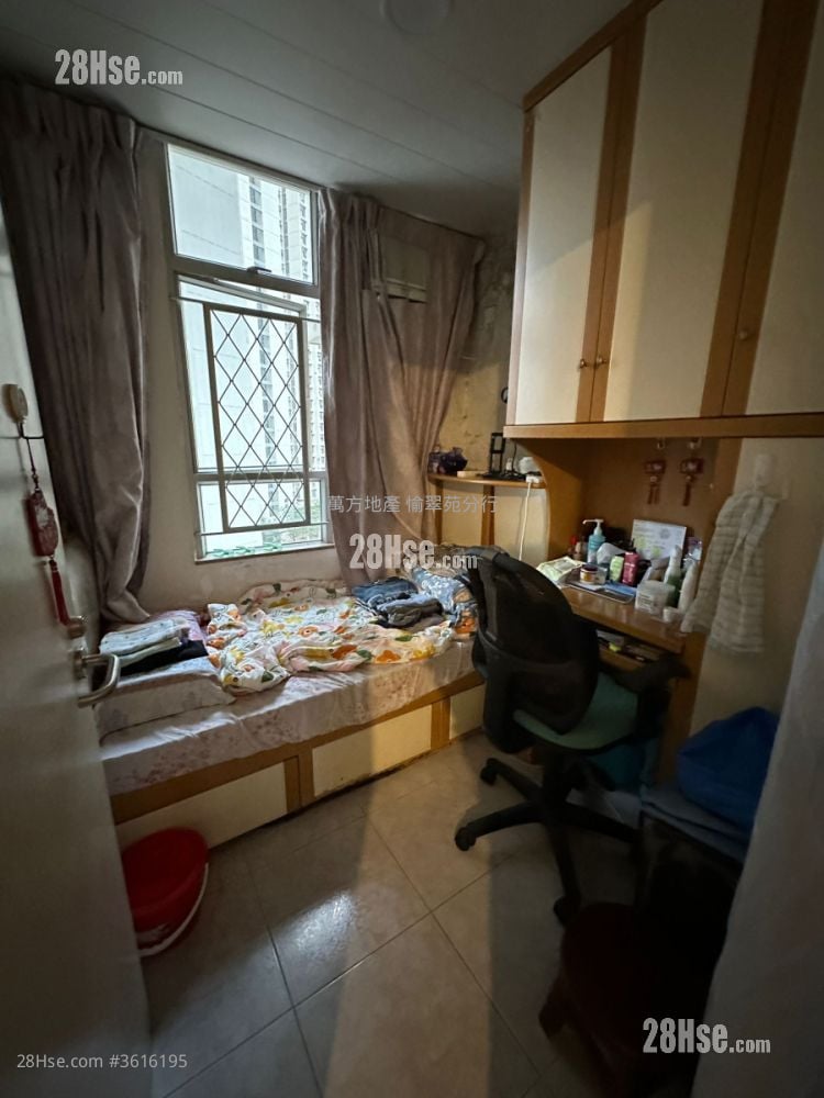 Kam Tai Court Sell 2 Bedrooms , 1 Bathroom 521 ft² Kam Tai Court Sell 2 Bedrooms , 1 Bathroom 521 ft²