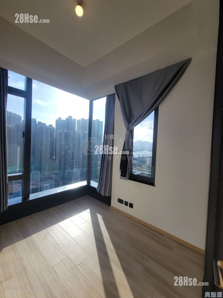 The Quinn Square Mile Rental 2 Bedrooms , 1 Bathroom 447 ft² The Quinn Square Mile Rental 2 Bedrooms , 1 Bathroom 447 ft²