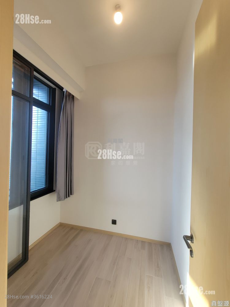 The Quinn Square Mile Rental 2 Bedrooms , 1 Bathroom 447 ft² The Quinn Square Mile Rental 2 Bedrooms , 1 Bathroom 447 ft²