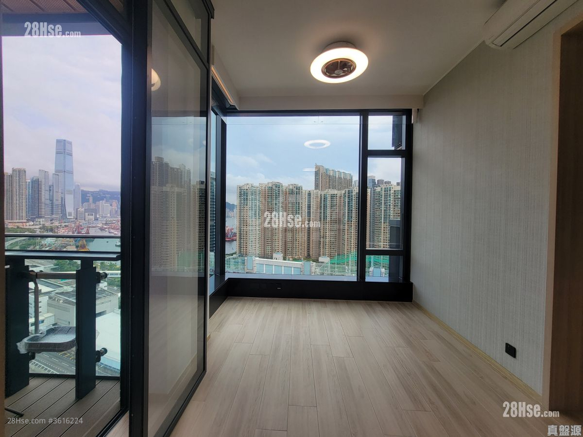 The Quinn Square Mile Rental 2 Bedrooms , 1 Bathroom 447 ft² The Quinn Square Mile Rental 2 Bedrooms , 1 Bathroom 447 ft²