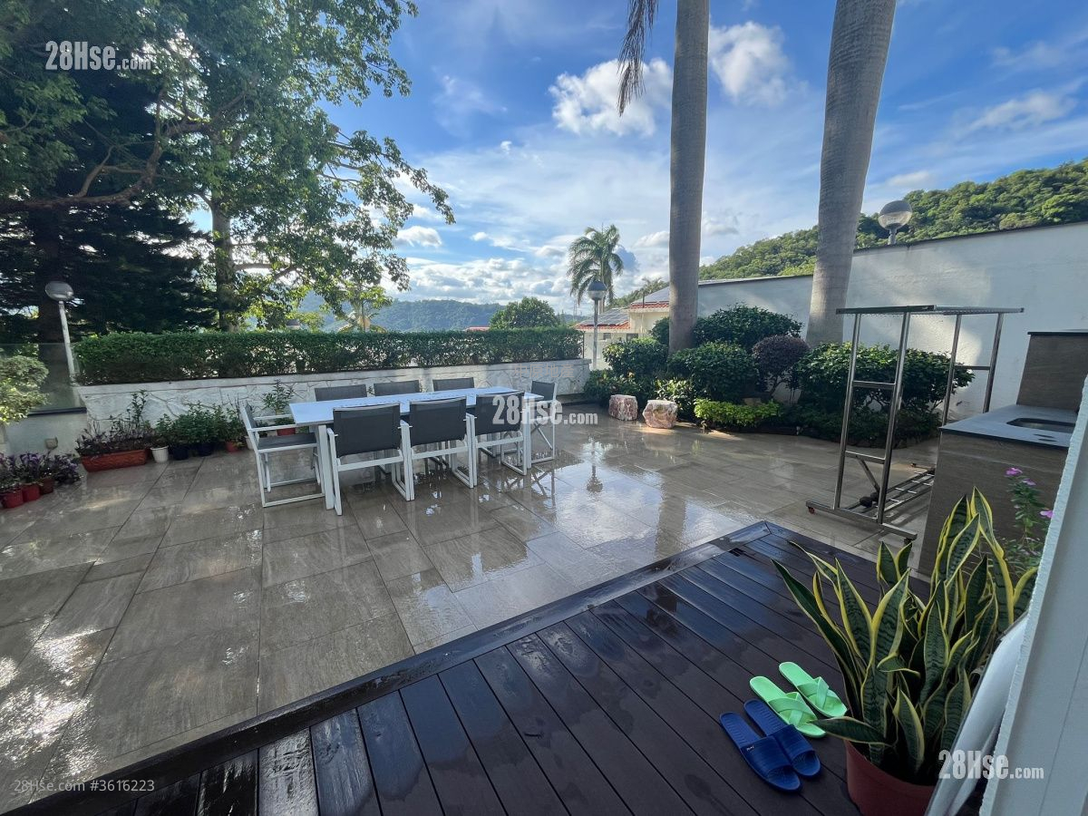 Hong Lok Yuen Sell 4 Bedrooms , 5+ Bathrooms 2,231 ft² Hong Lok Yuen Sell 4 Bedrooms , 5+ Bathrooms 2,231 ft²