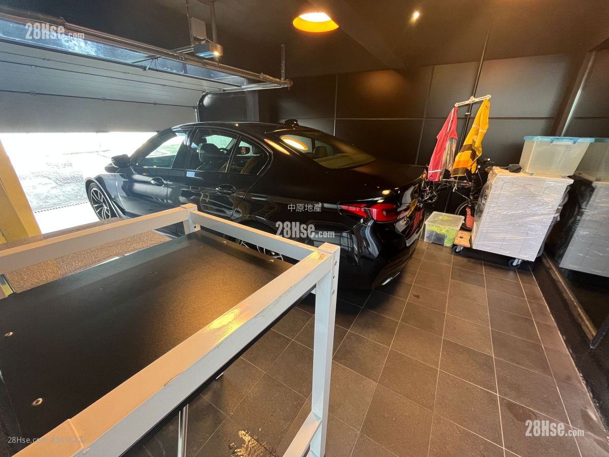 Hong Lok Yuen Sell 4 Bedrooms , 5+ Bathrooms 2,231 ft² Hong Lok Yuen Sell 4 Bedrooms , 5+ Bathrooms 2,231 ft²
