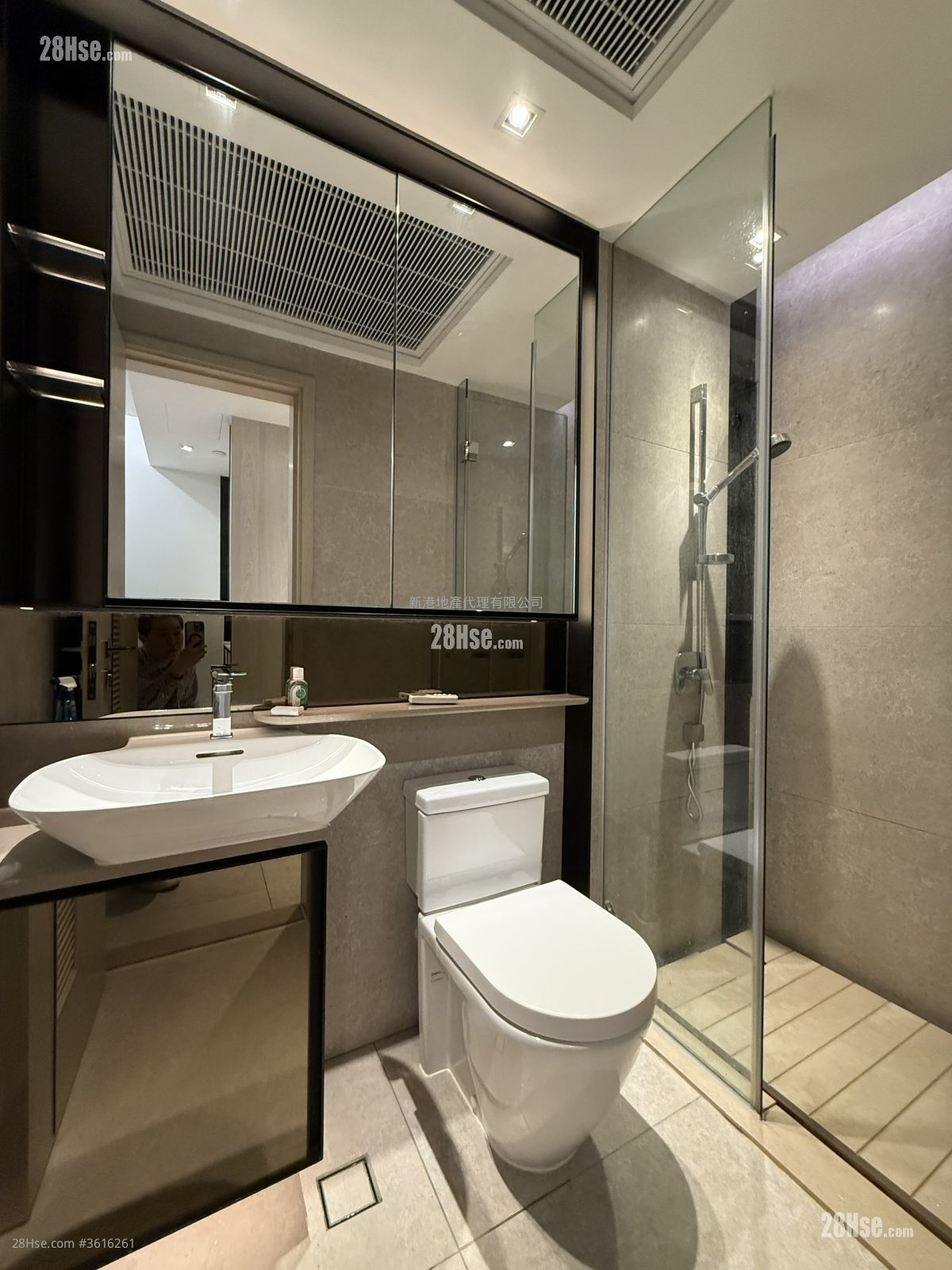 Downtown 38 Rental 1 Bedroom , 1 Bathroom 304 ft² Downtown 38 Rental 1 Bedroom , 1 Bathroom 304 ft²