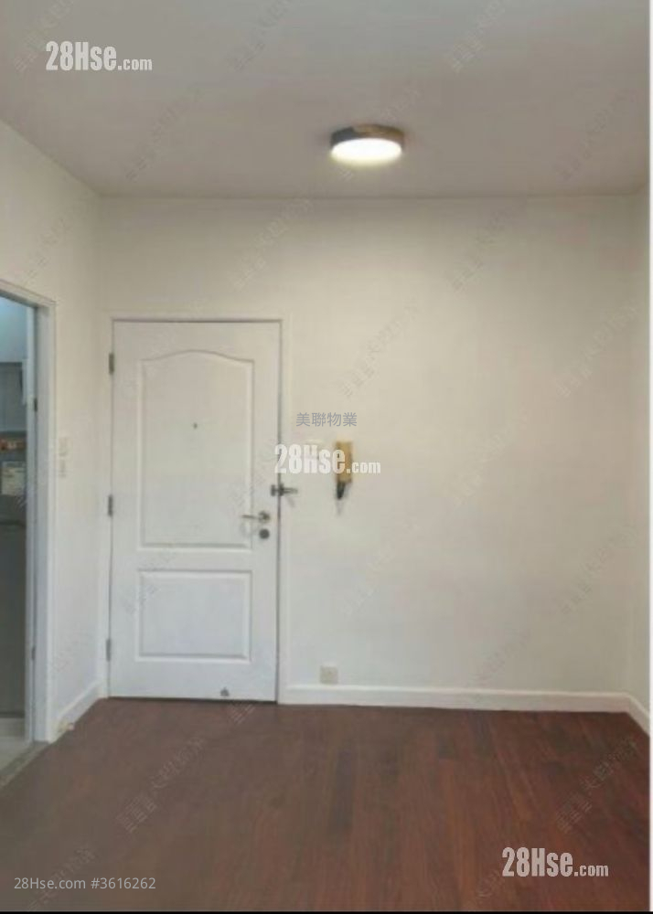 Tsing Yi Garden Rental 2 Bedrooms , 1 Bathroom 343 ft² Tsing Yi Garden Rental 2 Bedrooms , 1 Bathroom 343 ft²