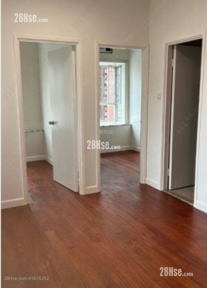 Tsing Yi Garden Rental 2 Bedrooms , 1 Bathroom 343 ft² Tsing Yi Garden Rental 2 Bedrooms , 1 Bathroom 343 ft²