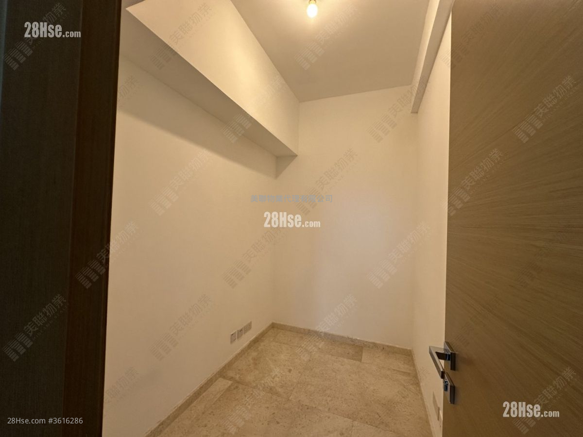 St Martin Rental 3 Bedrooms , 2 Bathrooms 1,122 ft² St Martin Rental 3 Bedrooms , 2 Bathrooms 1,122 ft²