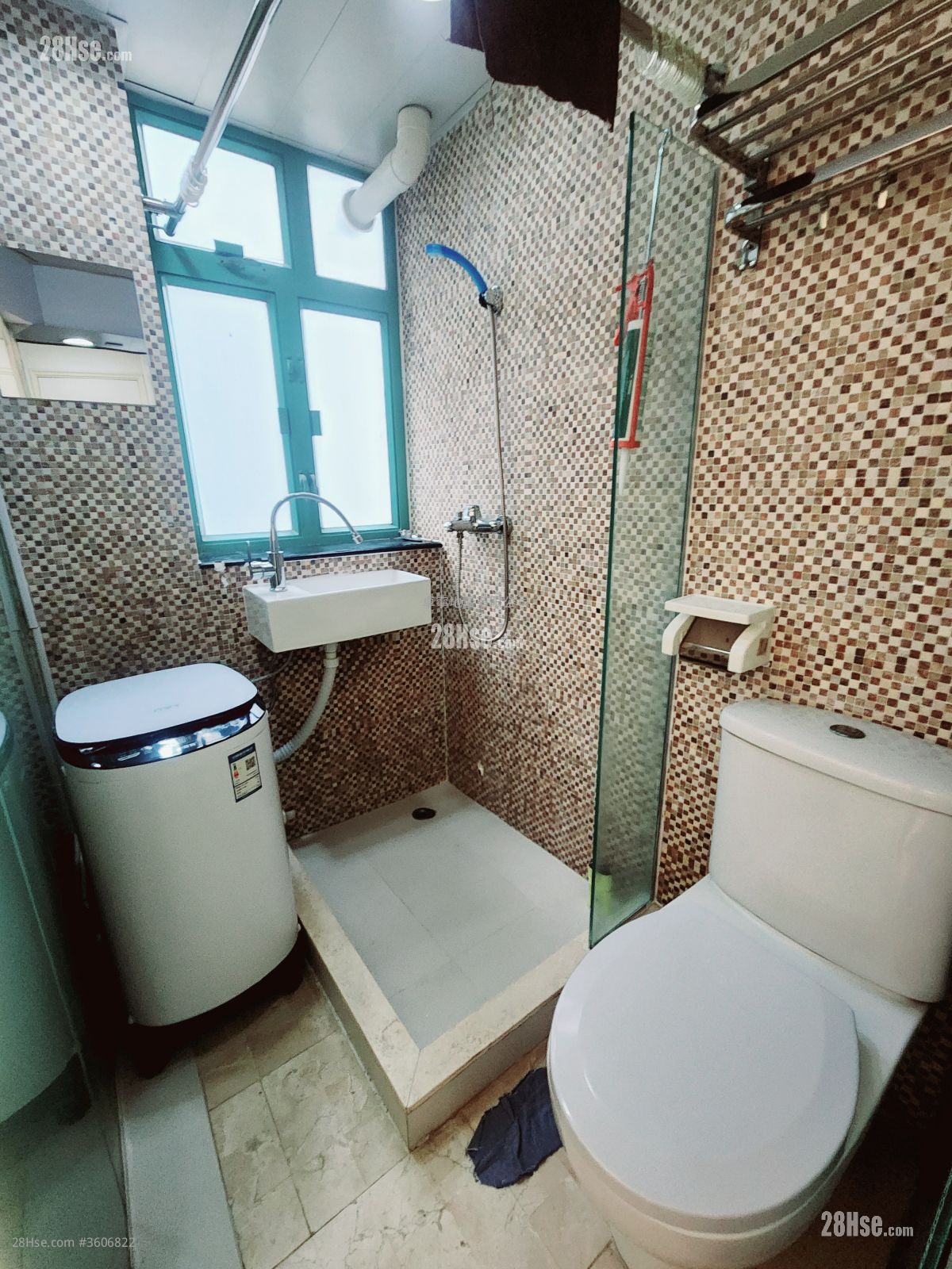 Apartment Rental 130 ft² Apartment Rental 130 ft²