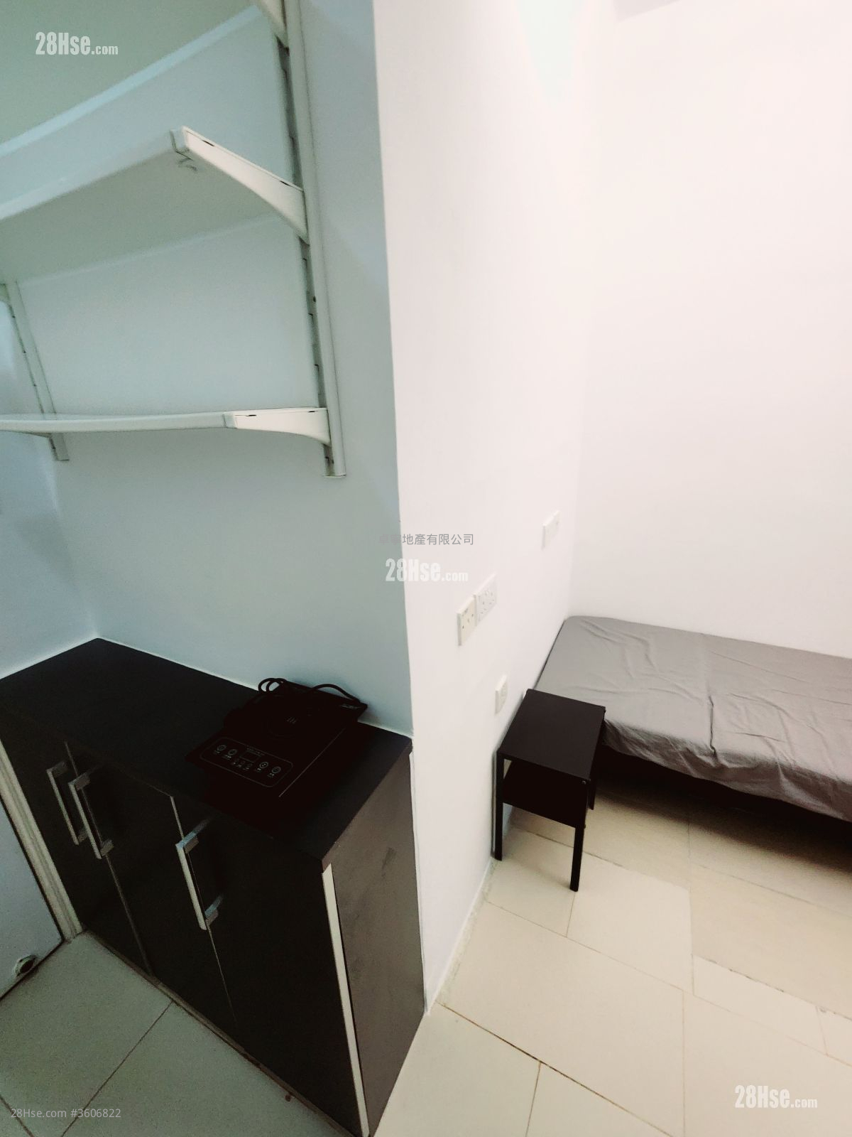 Apartment Rental 130 ft² Apartment Rental 130 ft²