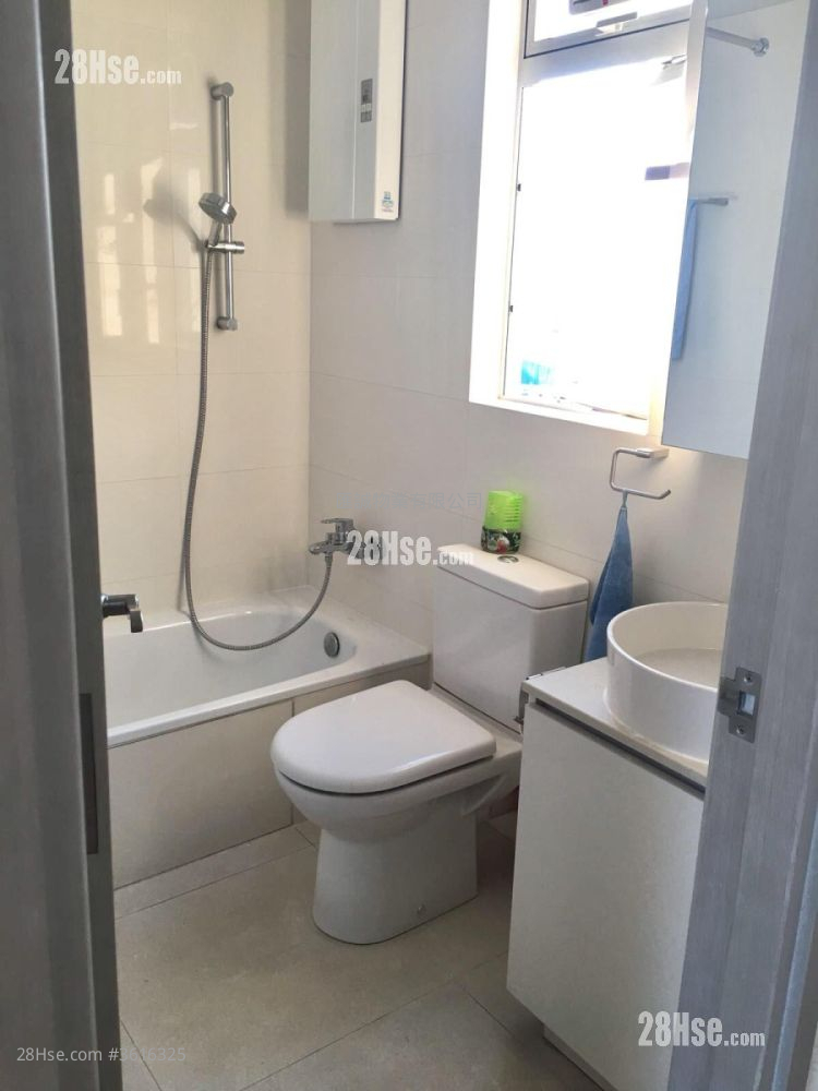 利港灣18 售盤 1 房 , 1 浴室 321 平方呎 利港灣18 售盤 1 房 , 1 浴室 321 平方呎