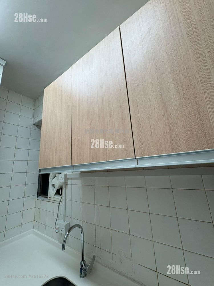 Hung Fuk Building Rental 2 Bedrooms , 1 Bathroom 305 ft² Hung Fuk Building Rental 2 Bedrooms , 1 Bathroom 305 ft²