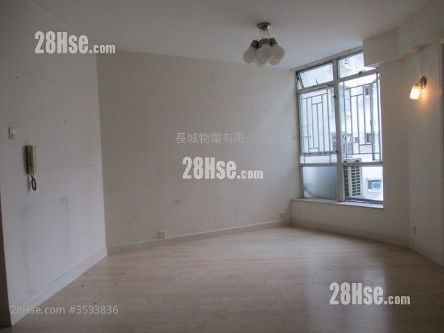 Kornhill Garden Sell 3 Bedrooms , 1 Bathroom 592 ft²