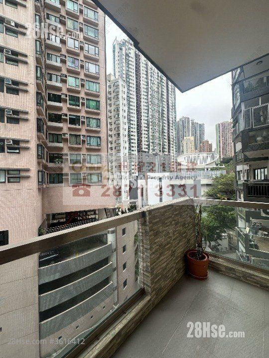 Breezy Court Sell 2 Bedrooms , 2 Bathrooms 1,180 ft² Breezy Court Sell 2 Bedrooms , 2 Bathrooms 1,180 ft²