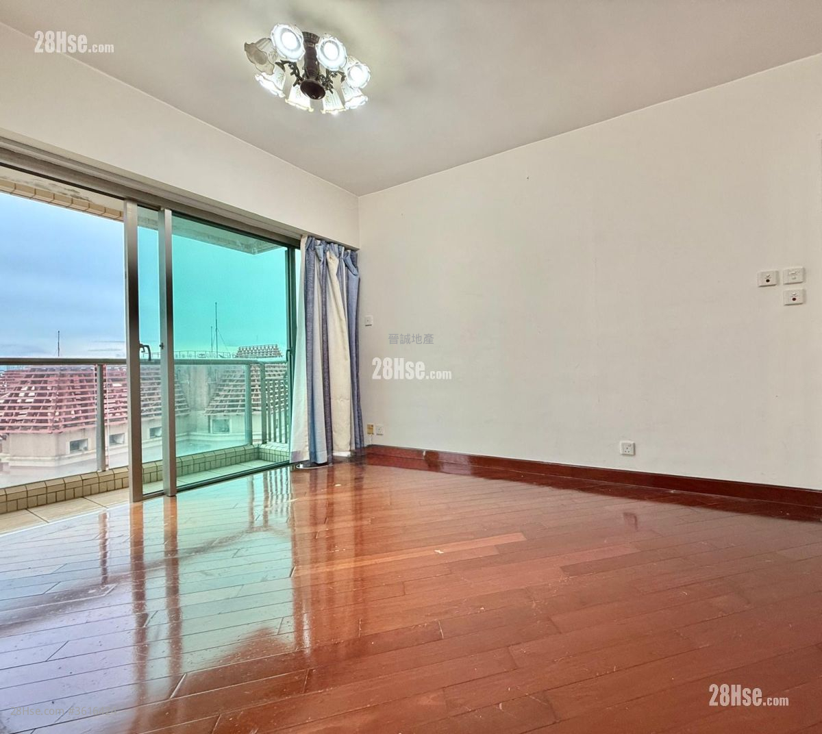 Bellagio Sell 2 Bedrooms , 1 Bathroom 526 ft² Bellagio Sell 2 Bedrooms , 1 Bathroom 526 ft²