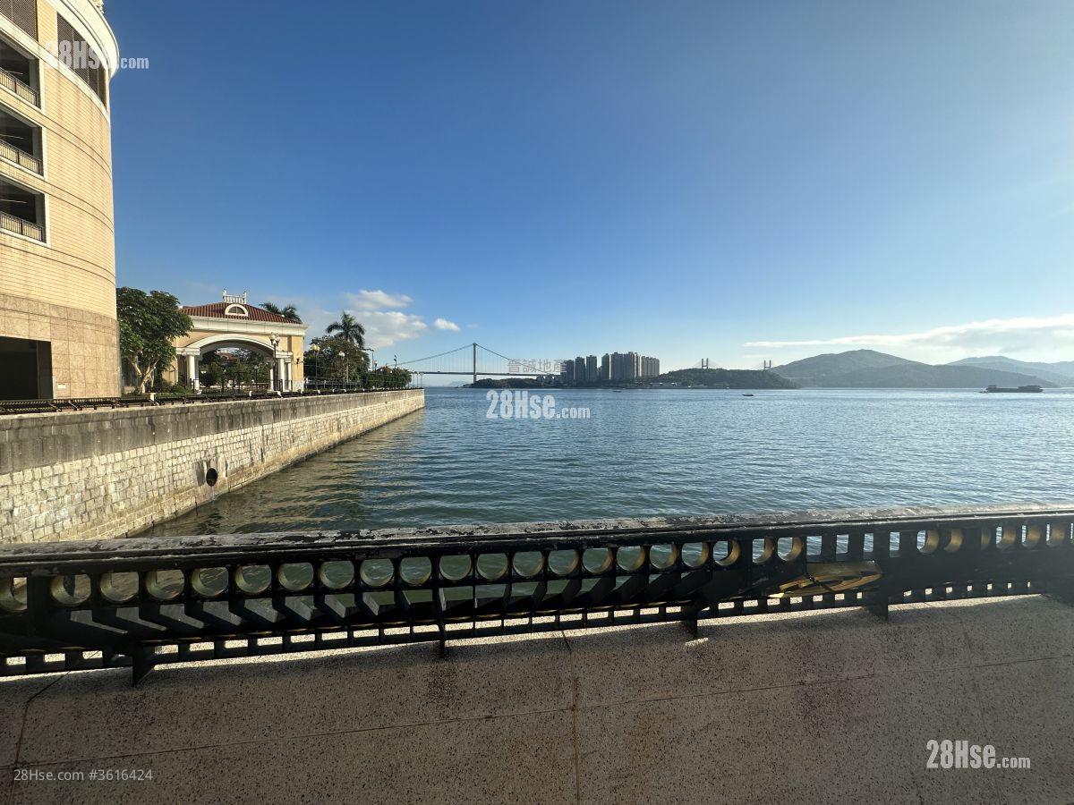 Bellagio Sell 2 Bedrooms , 1 Bathroom 526 ft² Bellagio Sell 2 Bedrooms , 1 Bathroom 526 ft²