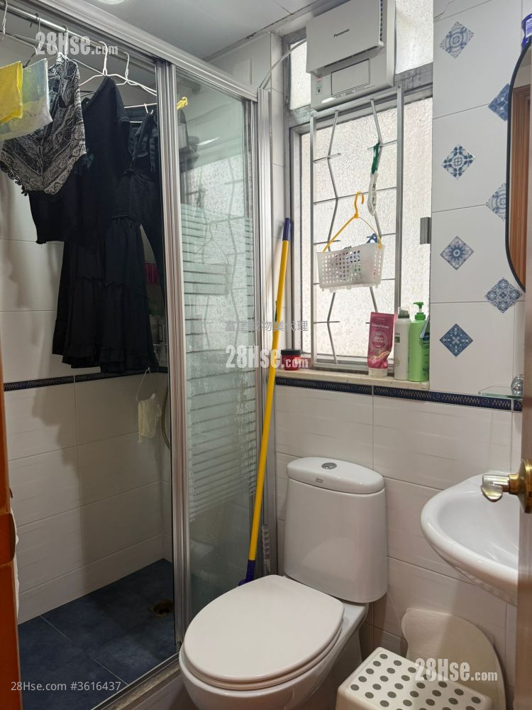 City One Shatin Sell 2 Bedrooms , 1 Bathroom 327 ft² City One Shatin Sell 2 Bedrooms , 1 Bathroom 327 ft²