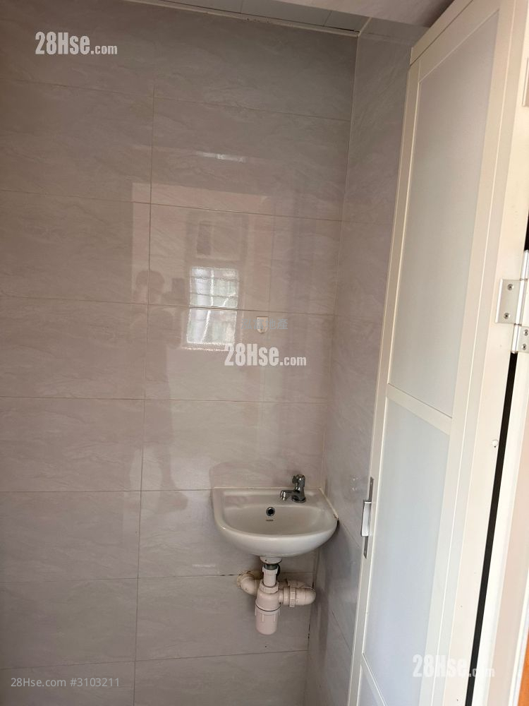 Old Mansion Rental Studio , 1 Bathroom 110 ft² Old Mansion Rental Studio , 1 Bathroom 110 ft²