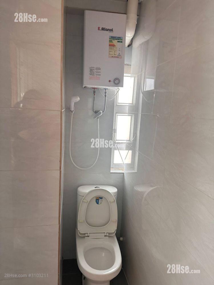 Old Mansion Rental Studio , 1 Bathroom 110 ft² Old Mansion Rental Studio , 1 Bathroom 110 ft²