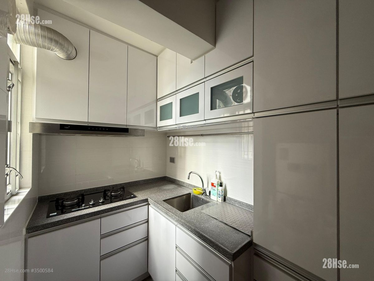 Goodview Garden Rental 2 Bedrooms 391 ft² Goodview Garden Rental 2 Bedrooms 391 ft²