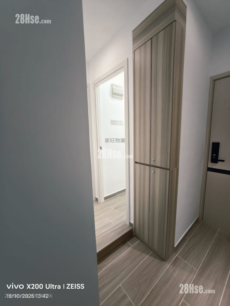 8 Hanoi Road Rental 1 Bedroom , 1 Bathroom 145 ft² 8 Hanoi Road Rental 1 Bedroom , 1 Bathroom 145 ft²