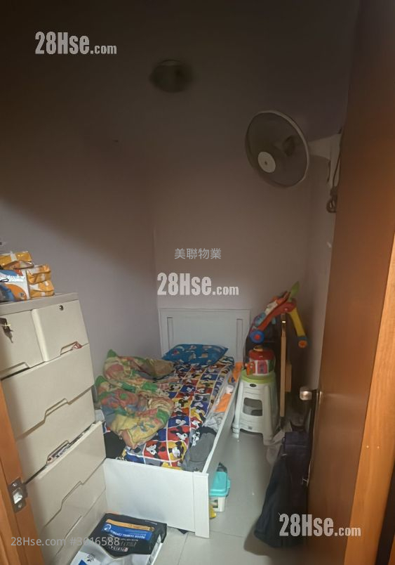 Cheung On Estate Sell 2 Bedrooms , 1 Bathroom 349 ft² Cheung On Estate Sell 2 Bedrooms , 1 Bathroom 349 ft²