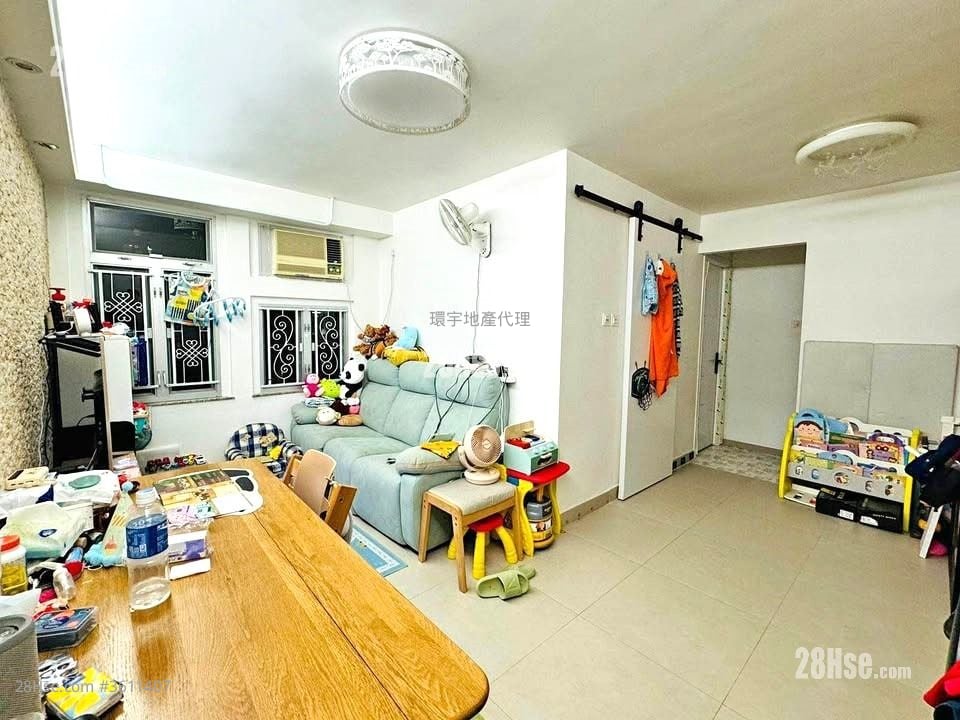 Siu Hong Court Rental 2 Bedrooms , 1 Bathroom 483 ft² Siu Hong Court Rental 2 Bedrooms , 1 Bathroom 483 ft²
