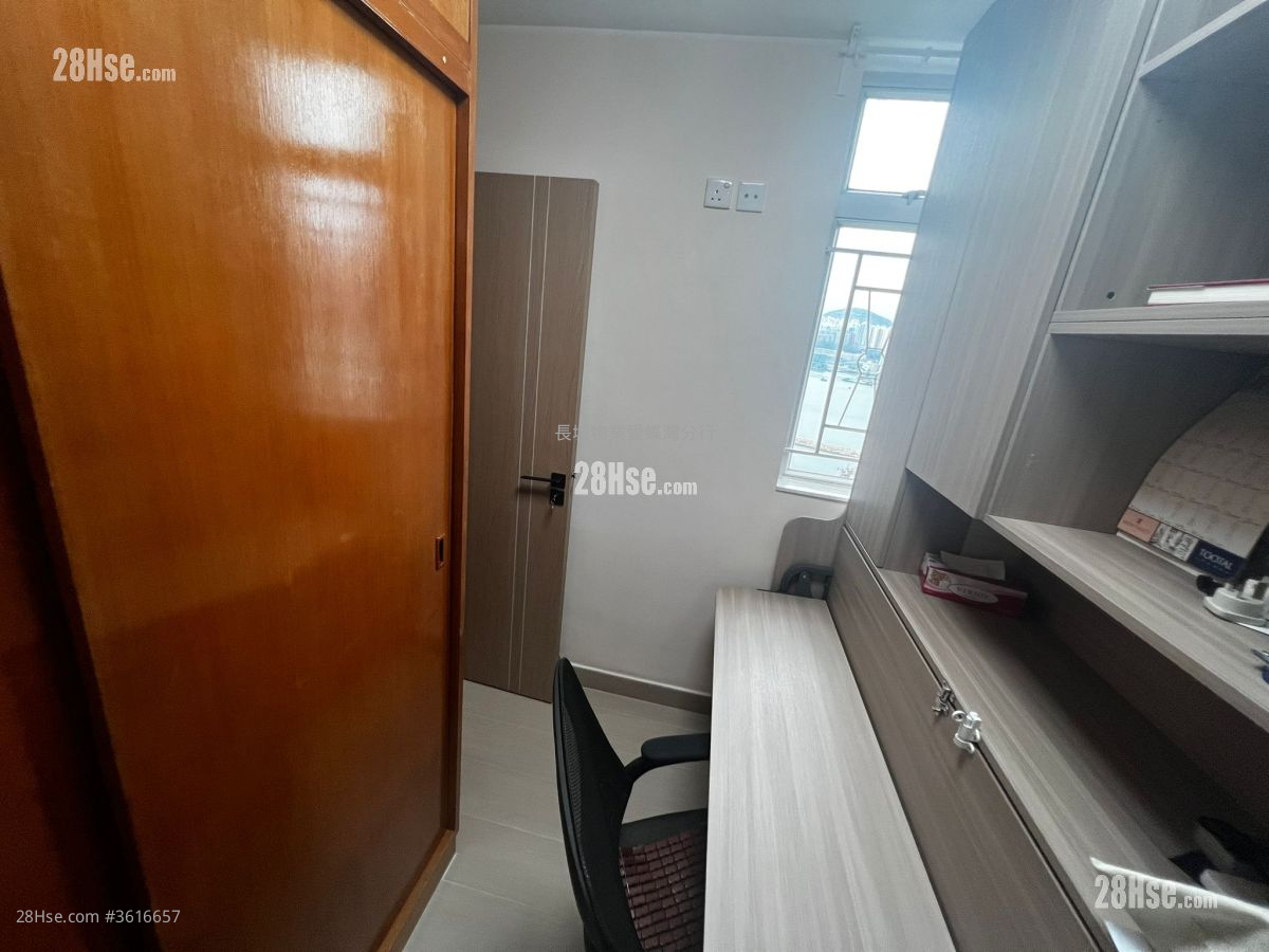 Aldrich Garden Sell 592 ft² Aldrich Garden Sell 592 ft²