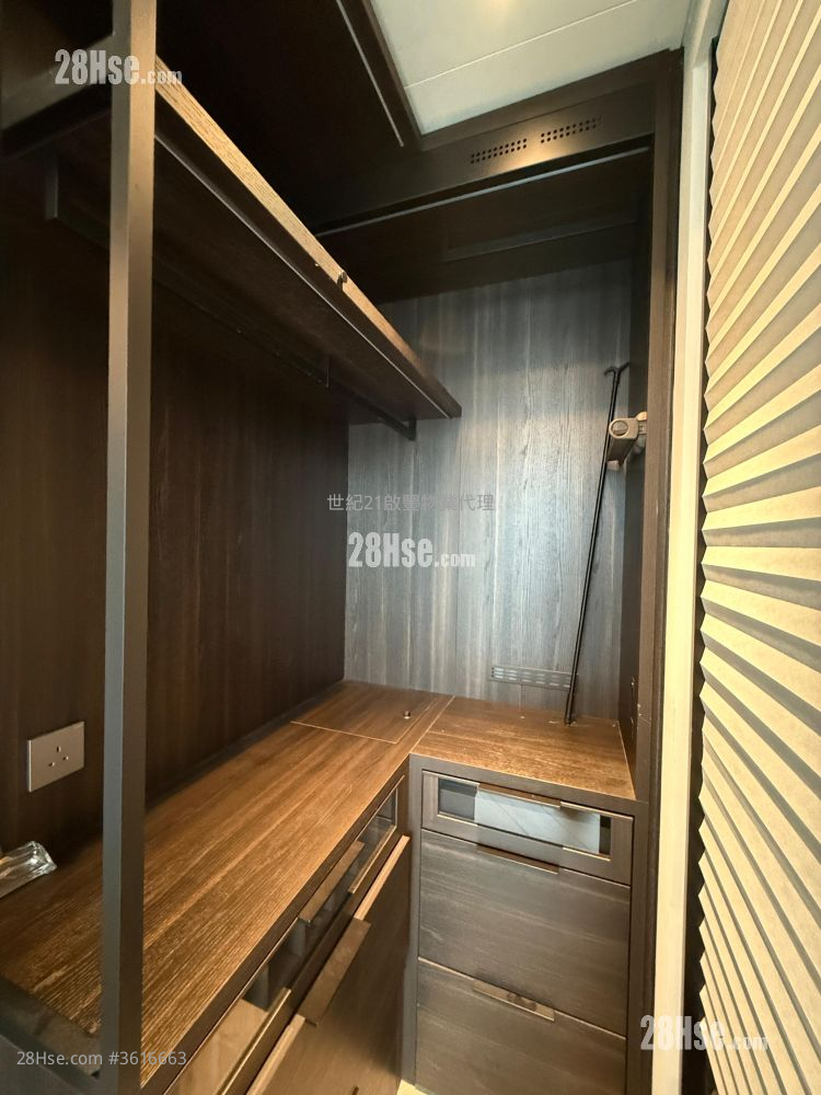 The Henley Rental 1 Bedroom , 1 Bathroom 367 ft² The Henley Rental 1 Bedroom , 1 Bathroom 367 ft²