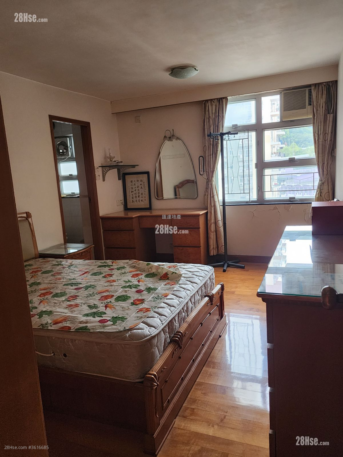 Mei Foo Sun Chuen Sell 1,109 ft² Mei Foo Sun Chuen Sell 1,109 ft²