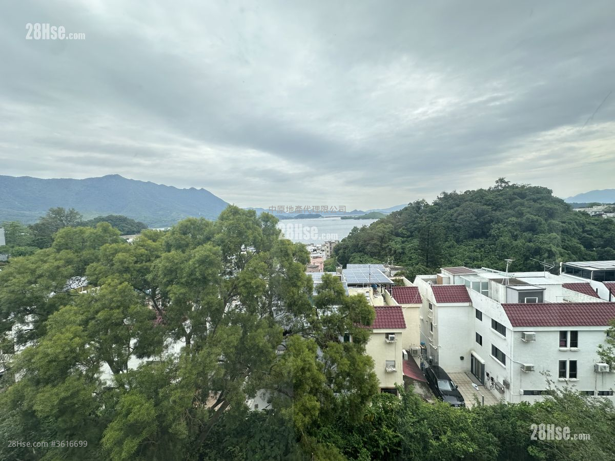 比華利山別墅 租盤 5+ 房 , 3 浴室 2,461 平方呎 比華利山別墅 租盤 5+ 房 , 3 浴室 2,461 平方呎