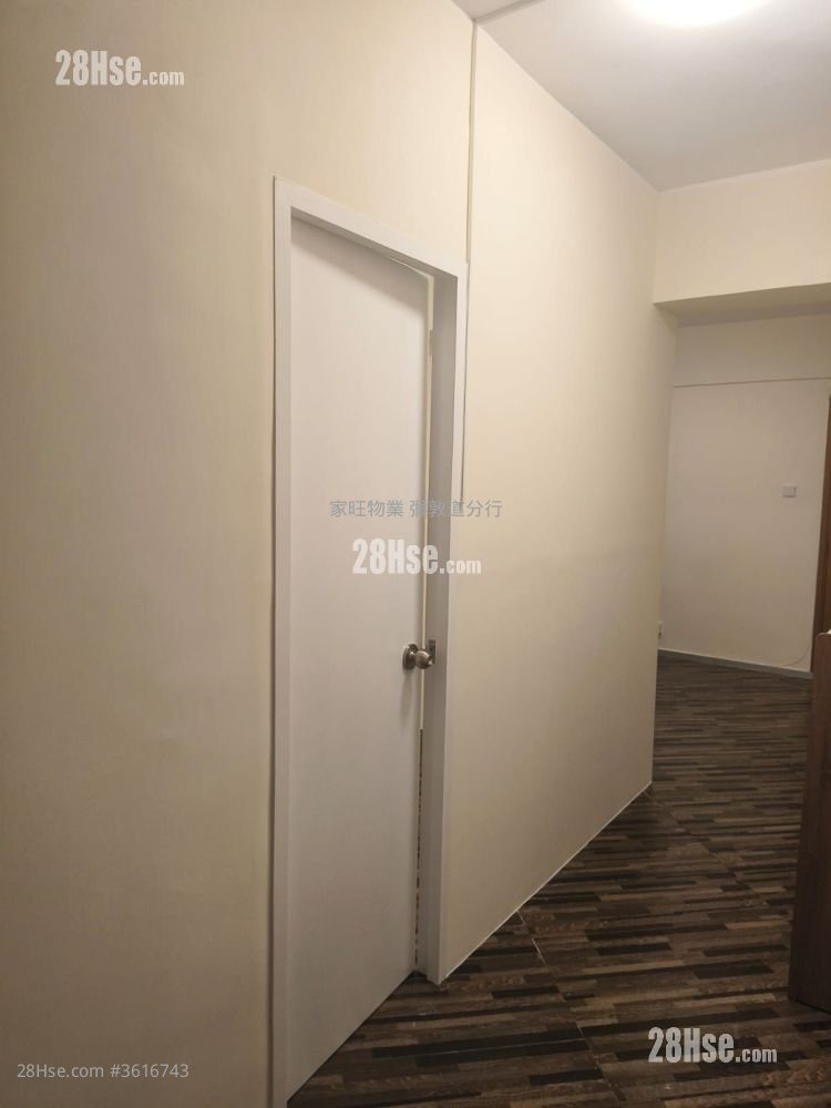 Windsor Mansion Rental 3 Bedrooms , 1 Bathroom 534 ft² Windsor Mansion Rental 3 Bedrooms , 1 Bathroom 534 ft²