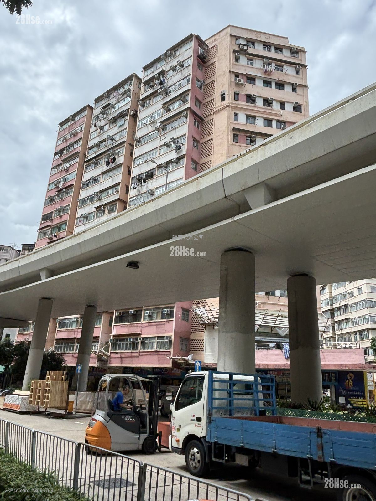 Cheong Fung Mansion Sell 2 Bedrooms , 1 Bathroom 353 ft² Cheong Fung Mansion Sell 2 Bedrooms , 1 Bathroom 353 ft²