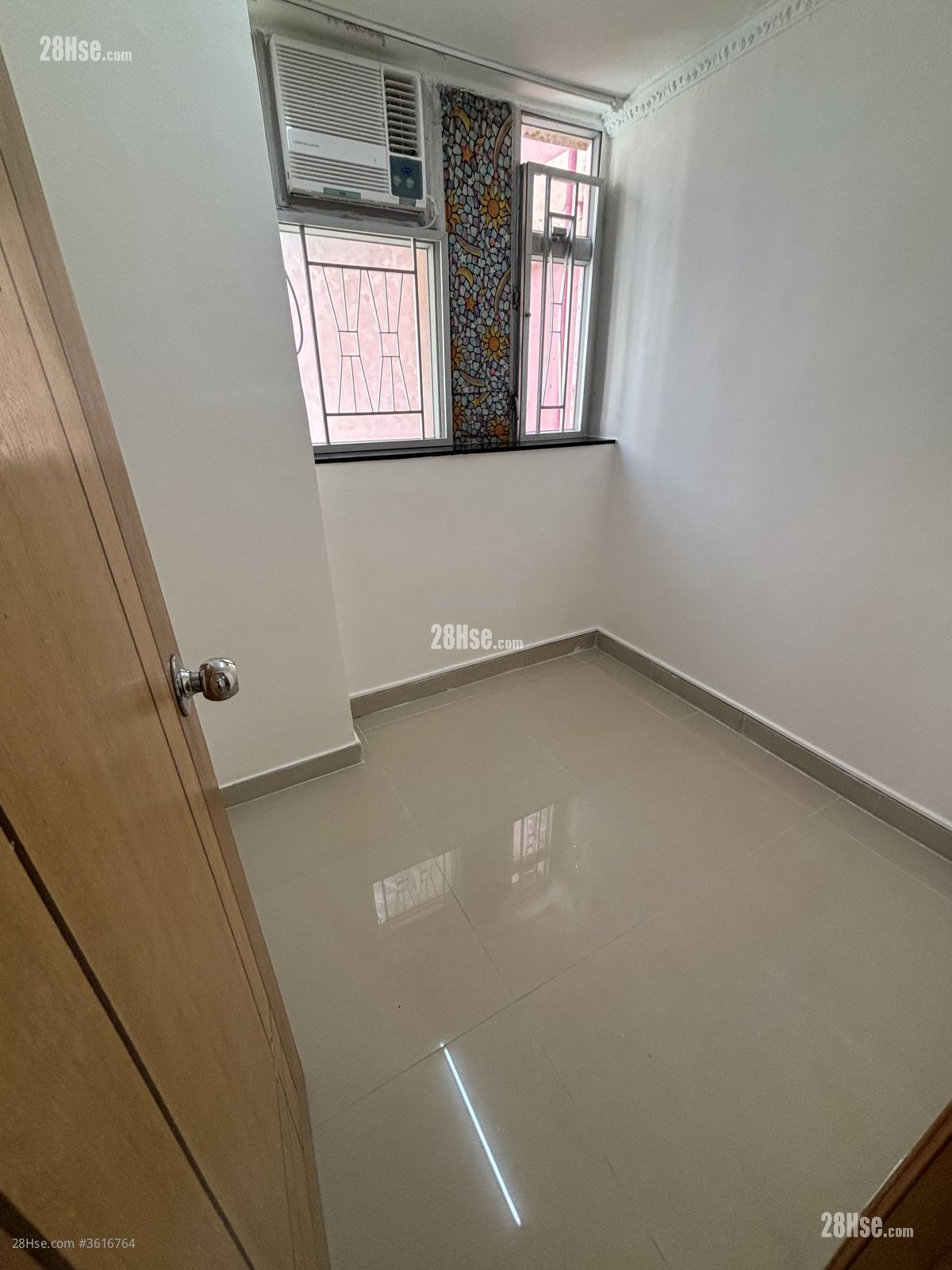 Cheong Fung Mansion Sell 2 Bedrooms , 1 Bathroom 353 ft² Cheong Fung Mansion Sell 2 Bedrooms , 1 Bathroom 353 ft²