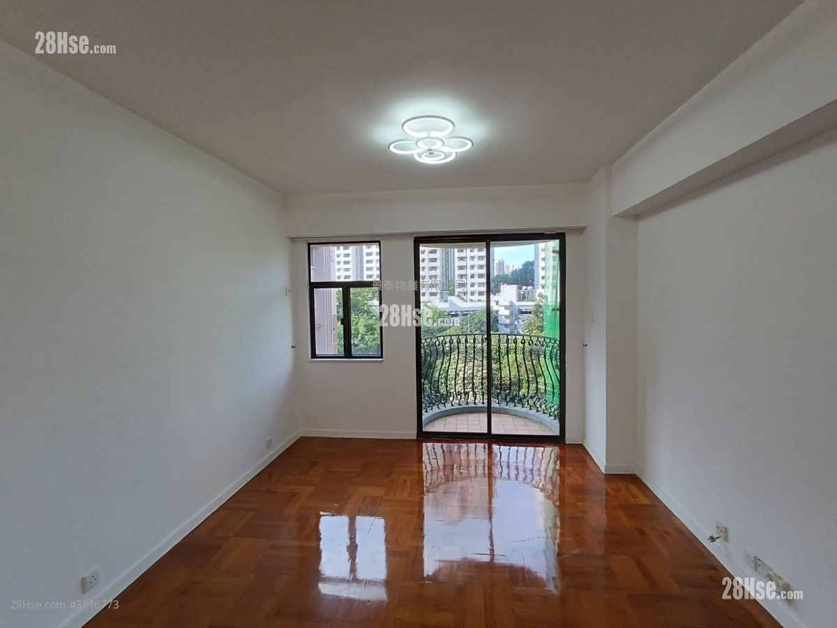 金山花園 租盤 910 平方呎