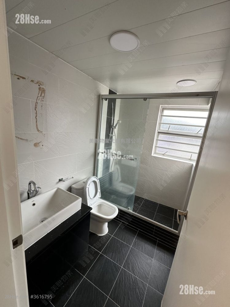 Palm Beach Sell 4 Bedrooms , 3 Bathrooms 1,530 ft² Palm Beach Sell 4 Bedrooms , 3 Bathrooms 1,530 ft²
